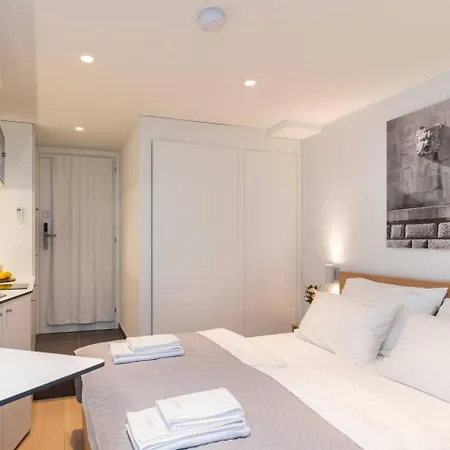 Apartament Old Town U Nikse *
