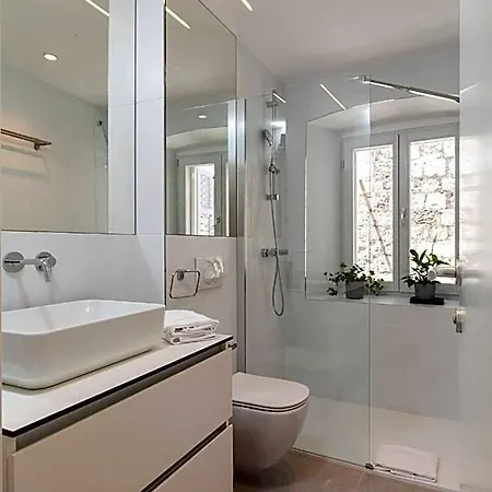 Apartment Old Town U Nikse