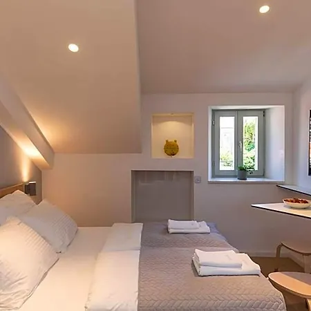 Old Town U Nikse Apartment *